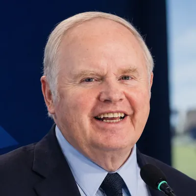 Dr. Mike Hutjens, autor da aula sobre a Peneira Penn State